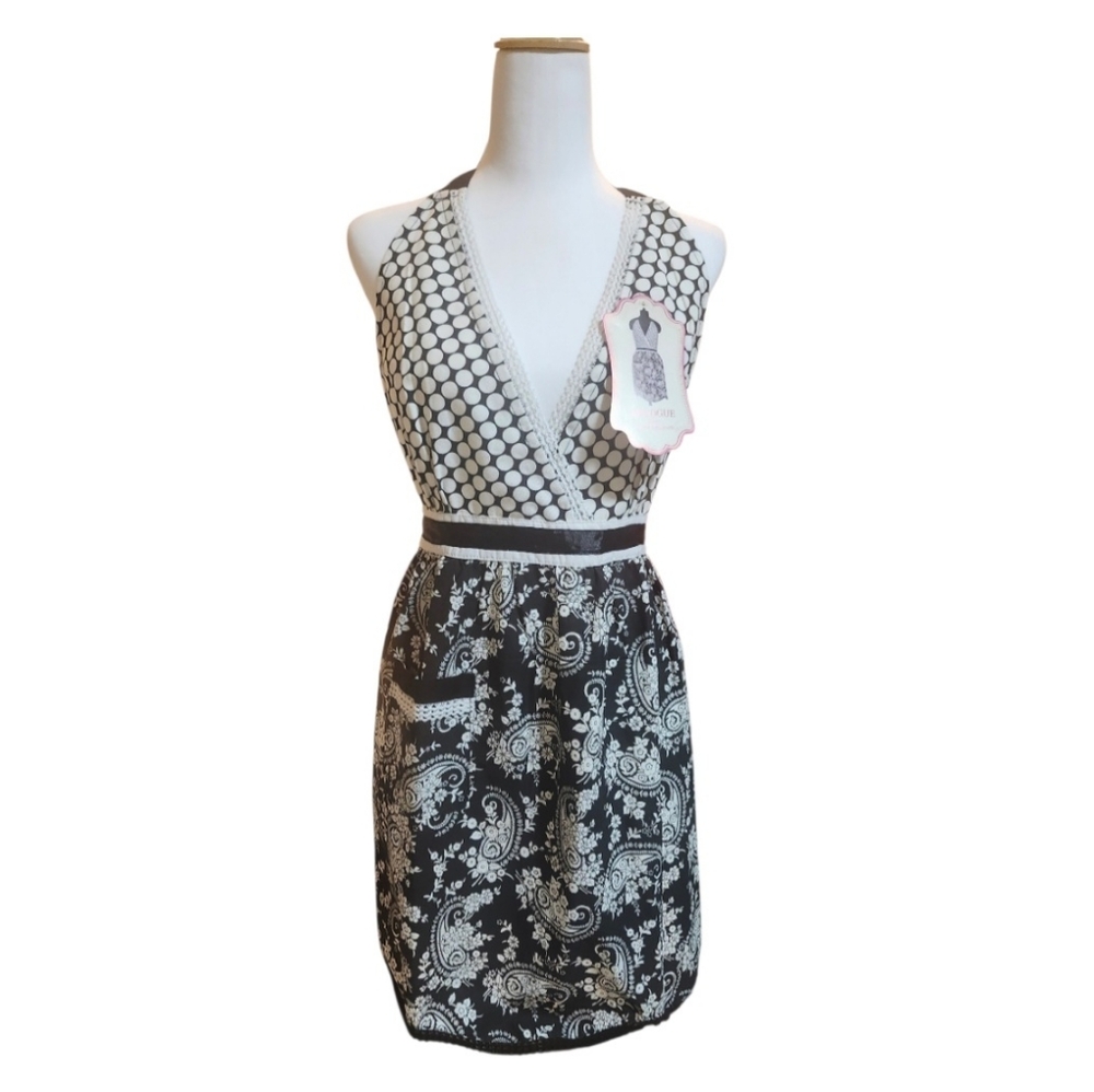 🇺🇸🇮🇳New, Envogue International, Designer Apron With Black and White Pattern.